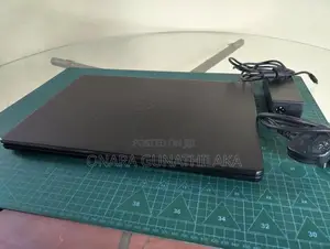 Dell Vostro 15 3559