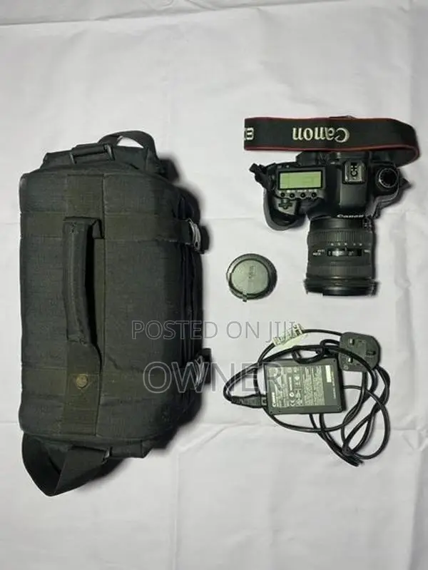 Canon 5D mark ii with lens