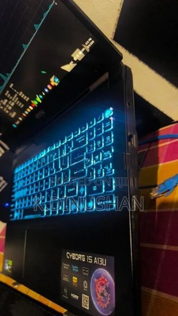 MSI Cyborg 15 A13 UDX