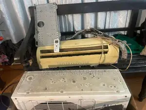 Midea 9000 BTU AC