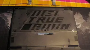 MSI Cyborg 15 A13 UDX