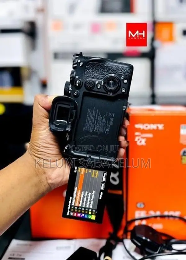 Sony Alpha a7IV Mirrorless Full Frame Camera 14 Month Warranty