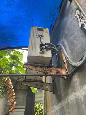 12000BTU Non Inverter Air Conditioner