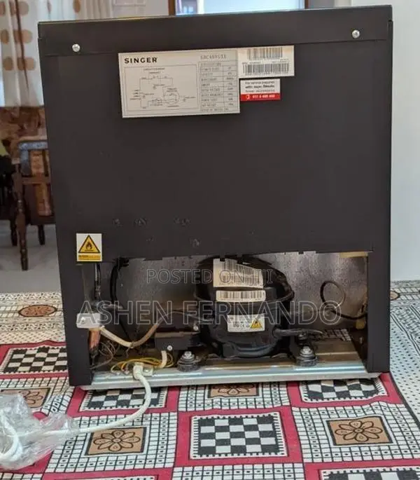 SALE – SINGER 47L Mini Bar Refrigerator (Like Brand New)