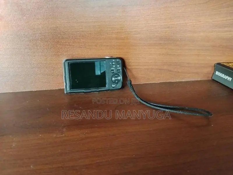 Excellent Samsung PL120 digital camera *( selling)