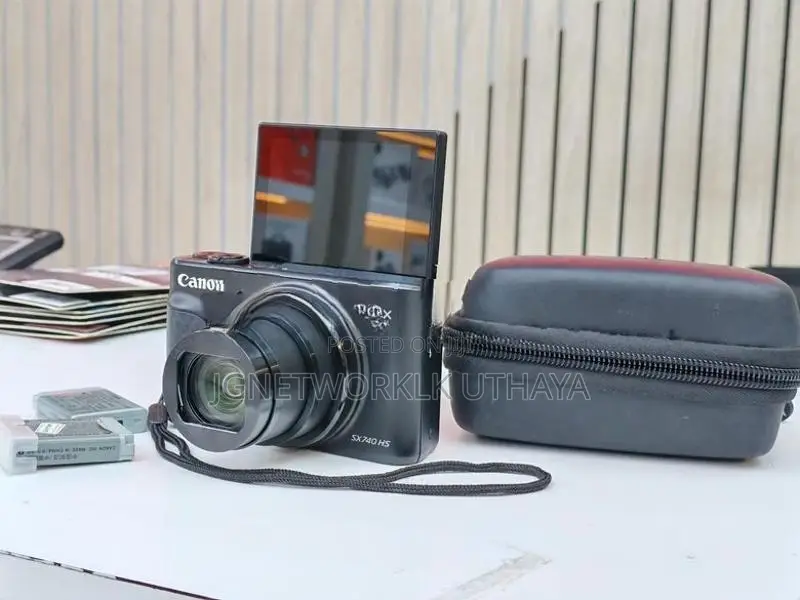 Canon SX740 HS Powershot Compact Camera