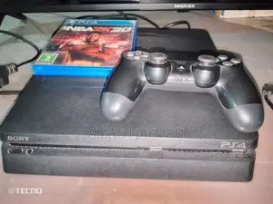 Playstation 4 Slim