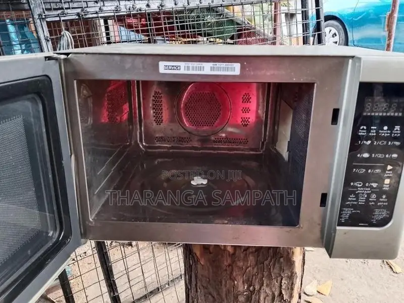 Microwave Oven