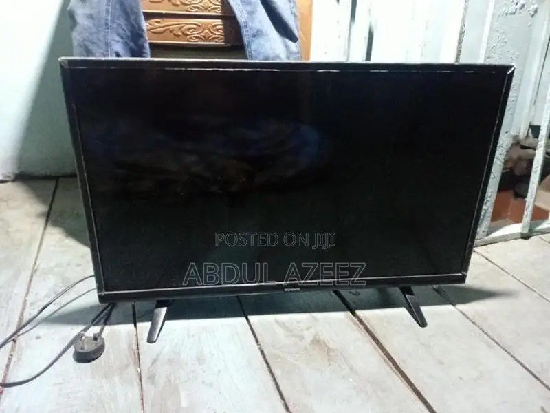 Skyworth TV 32"