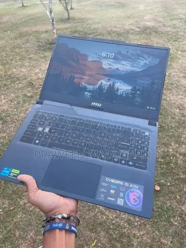 MSI Cyborg 15 4050 RTX