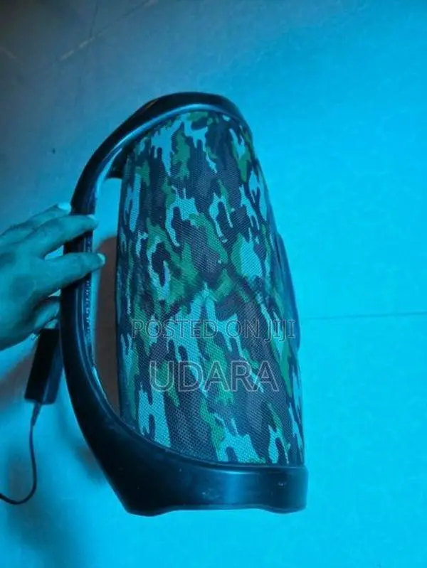 jbl boombox 1