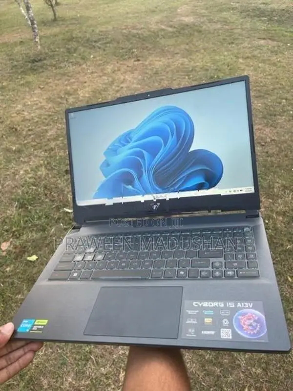MSI Cyborg 15 4050 RTX