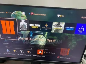 Ps4 with 2 controllers