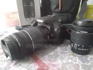 Canon EOS 700d Camera