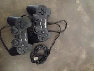 Microkingdom wired USB gamepad