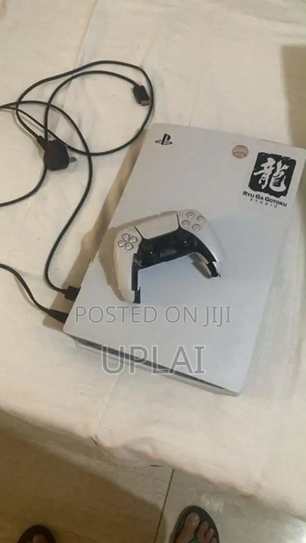 Sony Playstaion 5 (PS5)