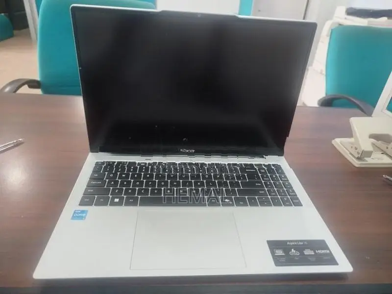 Acer Aspire Lite AL16-52P