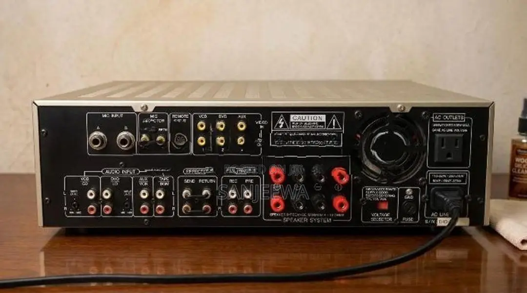 VIDA AR-500Pro Karaoke Stereo Amplifier 4500W PMPO Super Bass