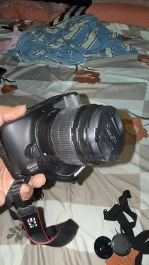 EOS 4000D Canon