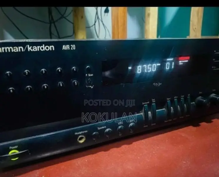 Harman Kardon AVR20