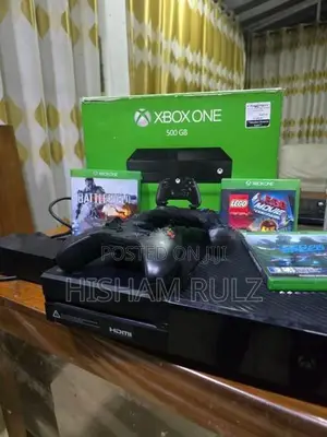 Xbox One 500GB with 2 Controlle Games Full Set