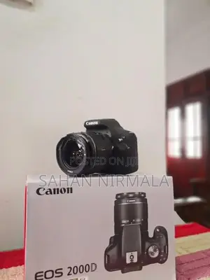 Canon EOS 2000D DSLR Camera with 18-55mm Lens (Full Set Box)