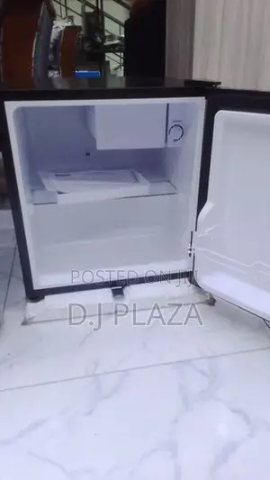Kanvox Mini Fridge