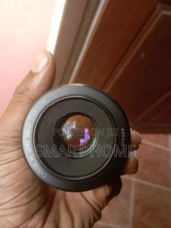 Conon 50mm lens 1.8