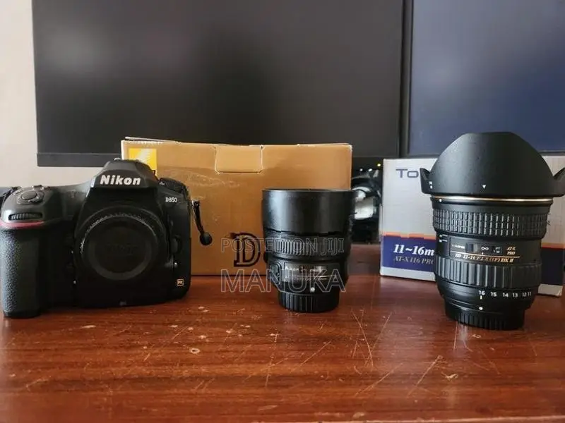 Nikon D850 with 50mm 1.8 11-16mm 2.8