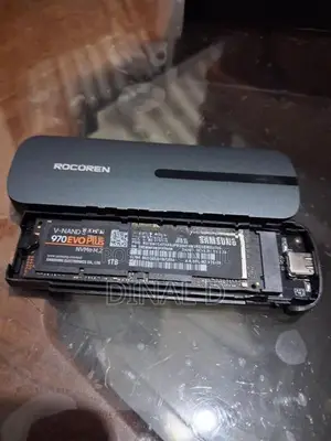 1TB SAMSUNG POTABLE SSD