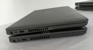 dell latitude 5400 slim (i5 8th Gen)