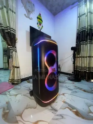 JBL 720 Speaker
