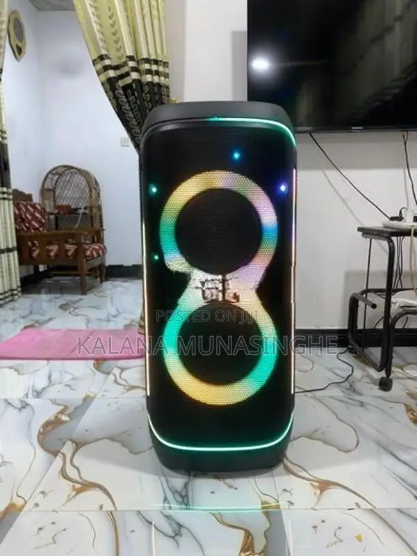 JBL 720 Speaker