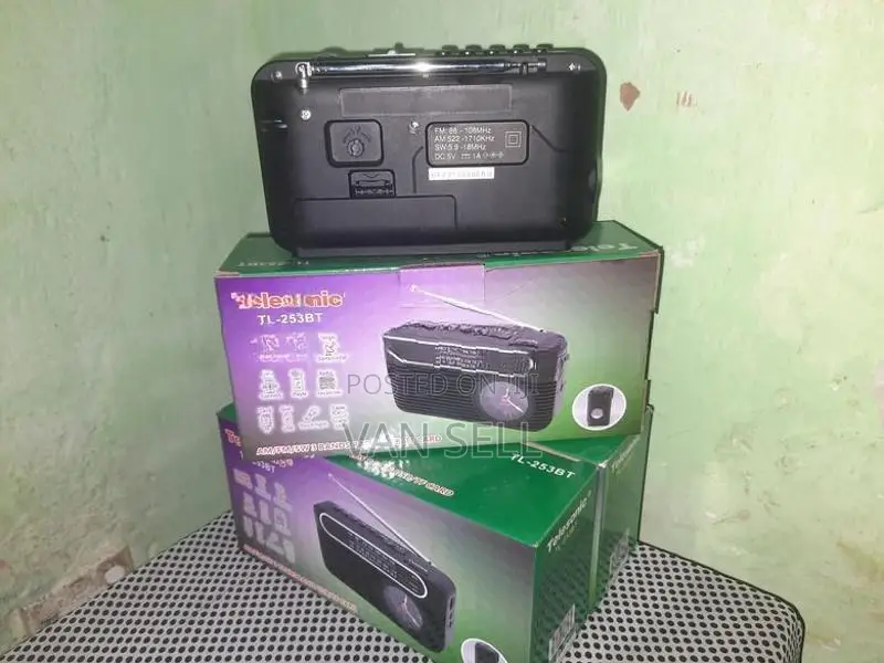 Telesonic Rechargeable Radio