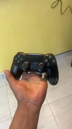 PS4 Slim 500GB Set