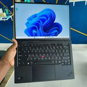 Thinkpad X1 Carbon Gen 12 Ultra5 125H