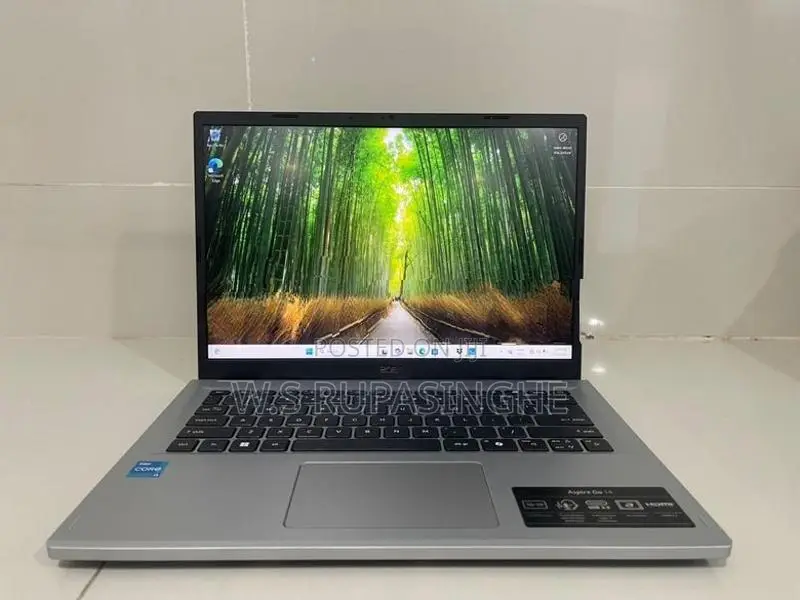 Acer i3 - N305 Laptop