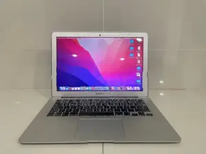 Apple Macbook Air