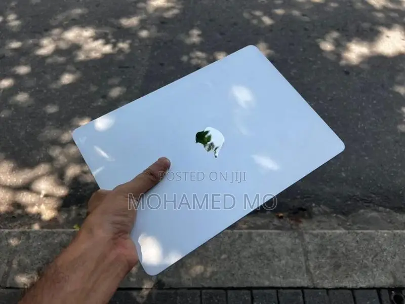 M4 512GB 100 Battery