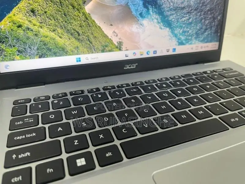 Acer i3 - N305 Laptop