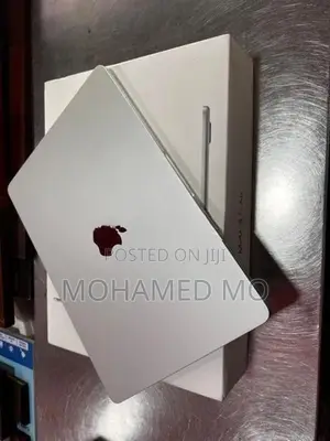 M4 512GB 100 Battery