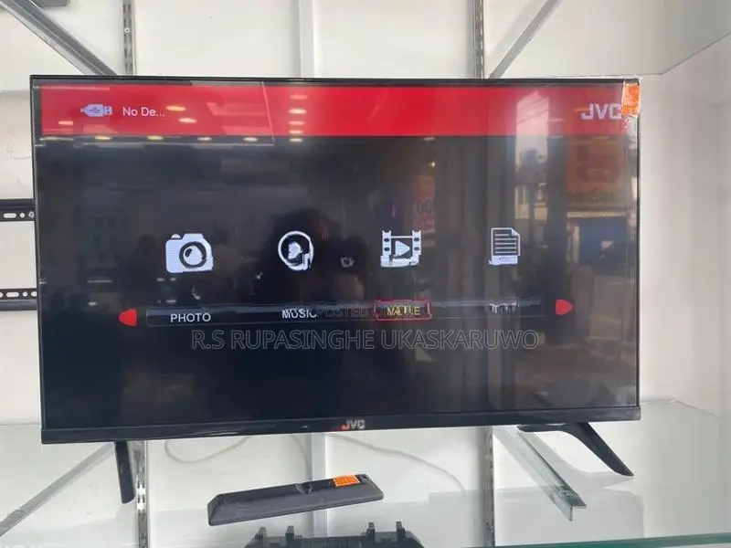 JVC TV 32” LED