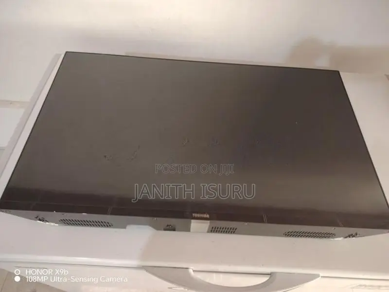 Toshiba Frameless 32 Inch