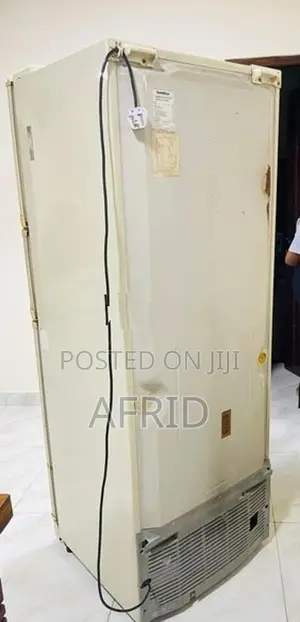 FRIDGE With FREEZER - GOLDSTAR 330L