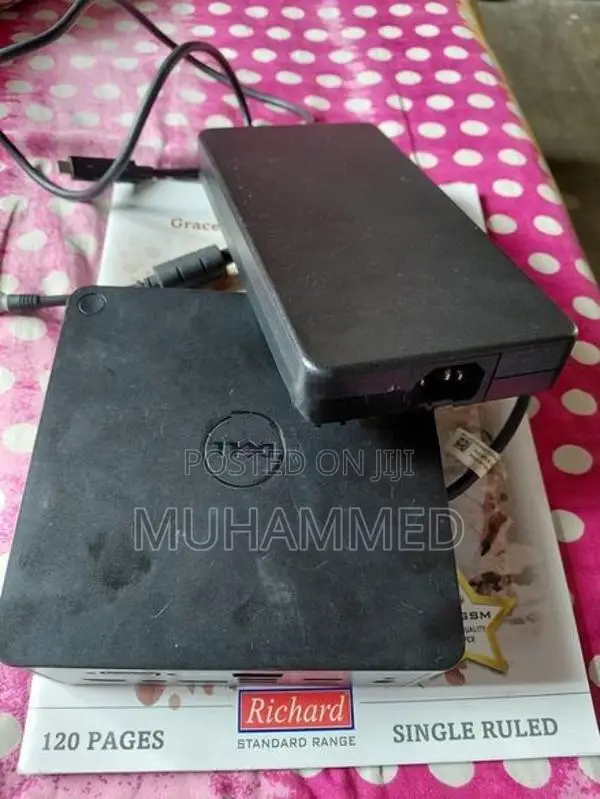 Dell dock station with adaptor