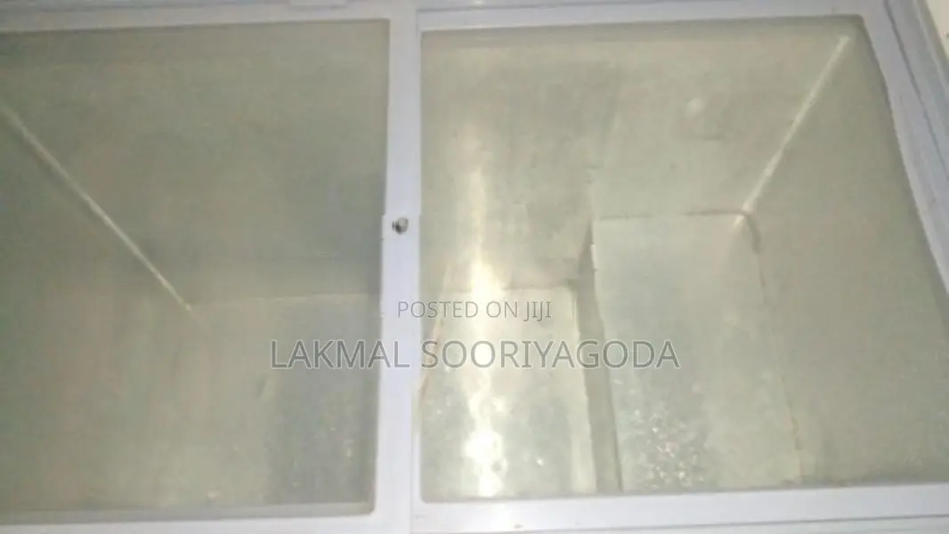 Sisil Freezer