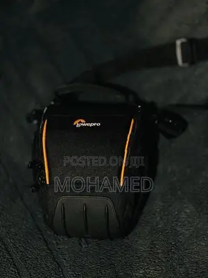 Canon 2000D