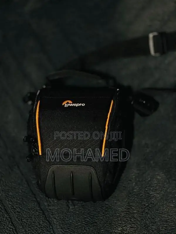 Canon 2000D