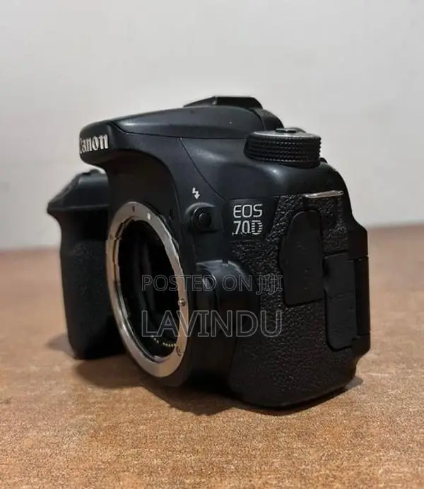 Canon EOS 70D Camera for Parts