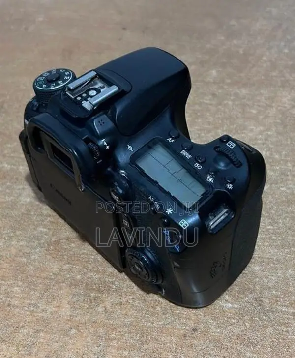 Canon EOS 70D Camera for Parts